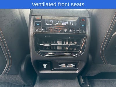 2022 Jeep Grand Cherokee Summit Reserve