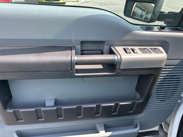 2016 Ford F-550SD XLT DRW