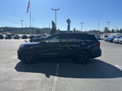 2022 Ford Explorer ST