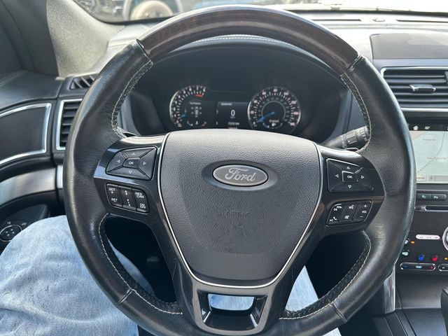 2017 Ford Explorer Platinum