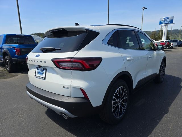 2025 Ford Escape Plug-In Hybrid Base