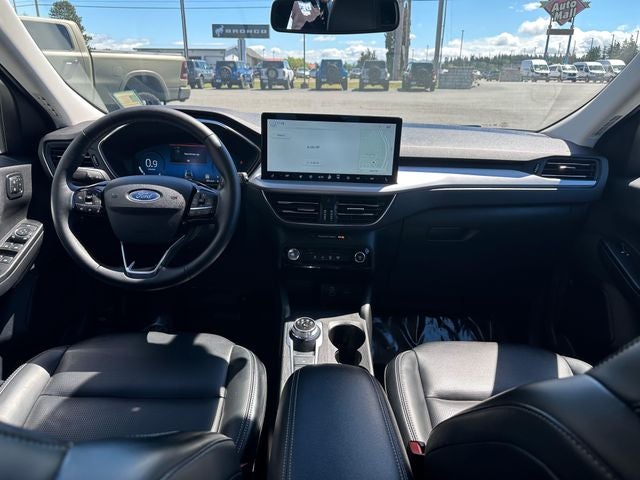 2025 Ford Escape Platinum