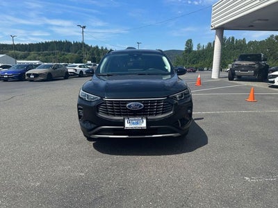 2025 Ford Escape Platinum