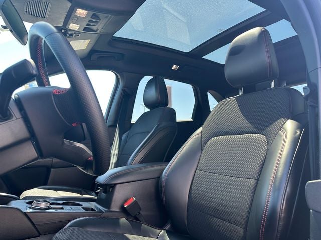 2024 Ford Escape ST-Line Select