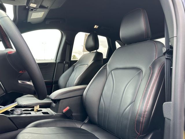 2025 Ford Escape Hybrid ST-Line Elite