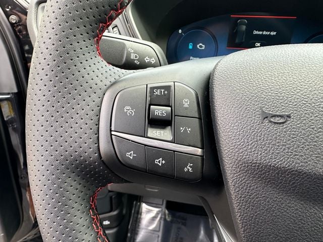 2025 Ford Escape Hybrid ST-Line Elite