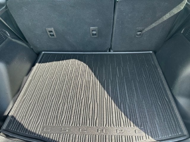 2024 Ford Escape Hybrid ST-Line Elite