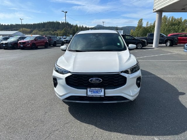 2024 Ford Escape Hybrid ST-Line Elite