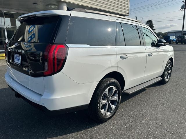 2027 Ford Expedition Active