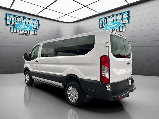 2017 Ford Transit-150 XLT