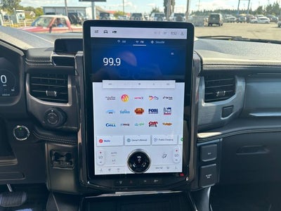 2025 Ford F-150 Lightning Platinum