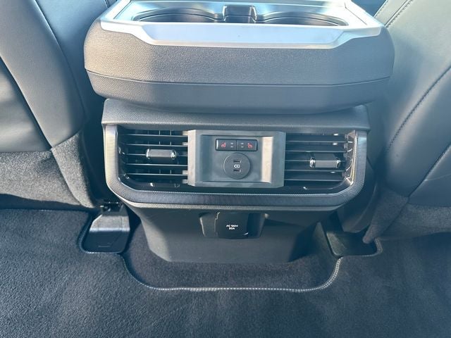 2025 Ford F-150 Lightning Platinum