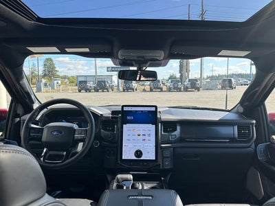 2025 Ford F-150 Lightning Platinum