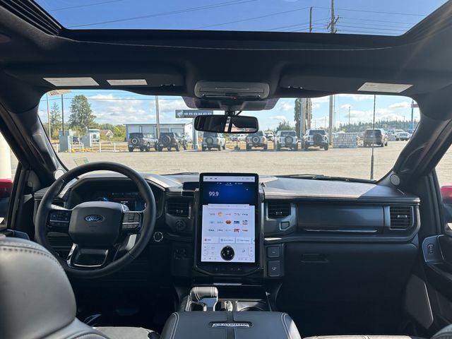 2025 Ford F-150 Lightning Platinum