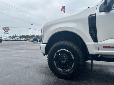 2025 Ford F-350SD Platinum