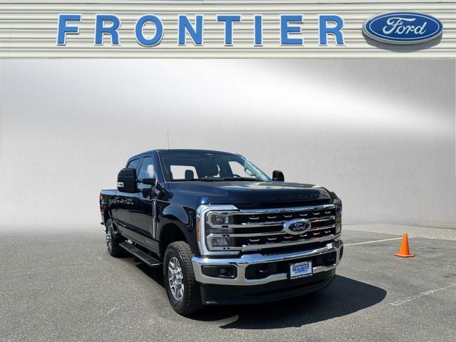 2025 Ford F-350SD Lariat