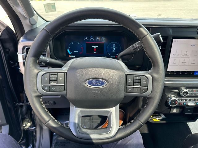 2025 Ford F-350SD Lariat