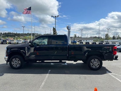 2025 Ford F-350SD Lariat