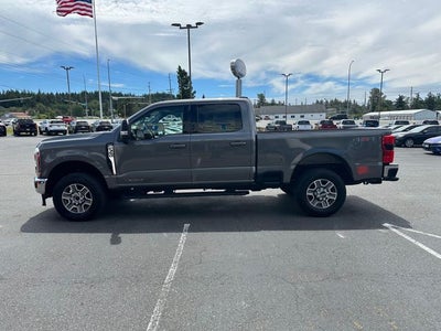2025 Ford F-350SD Lariat