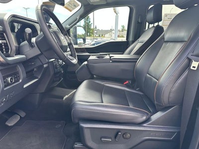 2025 Ford F-350SD Lariat