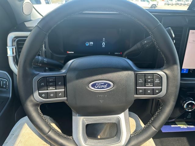 2025 Ford F-350SD Lariat