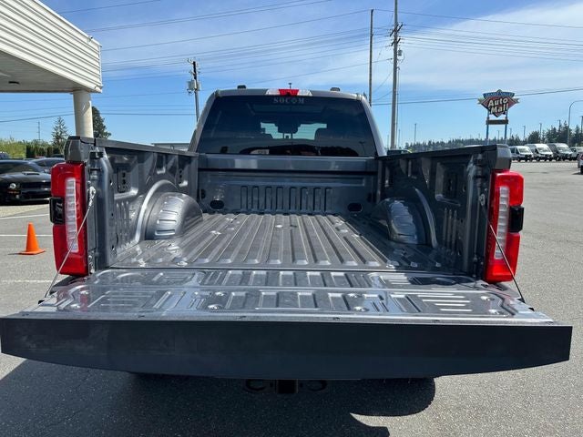 2025 Ford F-350SD Lariat