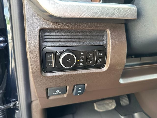 2025 Ford F-450SD King Ranch DRW