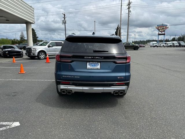 2025 GMC Acadia Denali