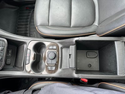 2022 GMC Acadia AT4