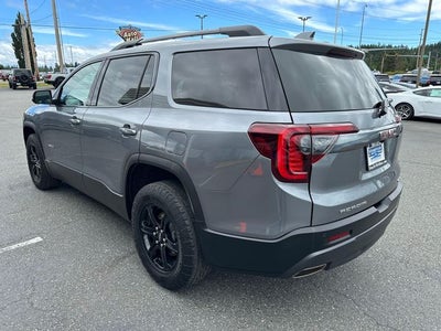 2022 GMC Acadia AT4
