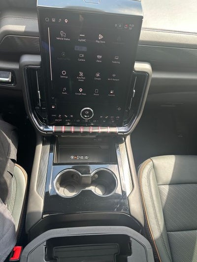 2025 GMC Yukon AT4