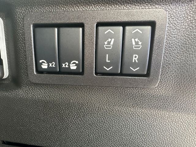 2025 GMC Yukon AT4