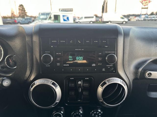 2011 Jeep Wrangler Unlimited Sahara