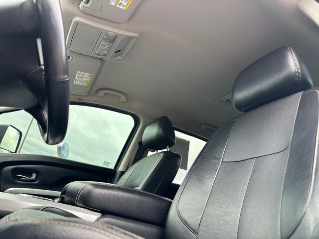 2017 Nissan Titan XD SL