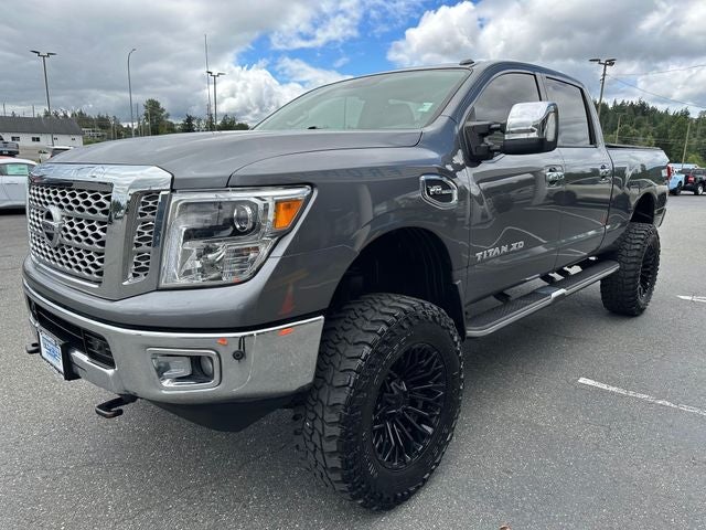 2017 Nissan Titan XD SL