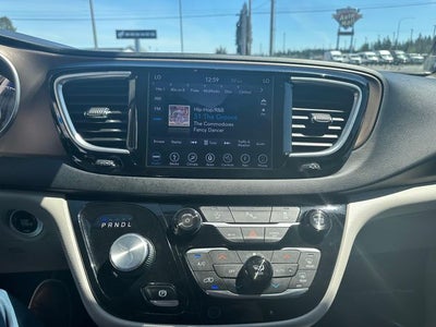 2018 Chrysler Pacifica Touring L Plus