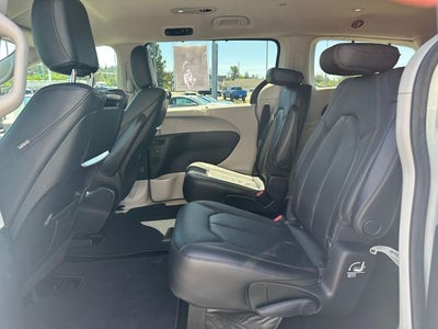 2018 Chrysler Pacifica Touring L Plus