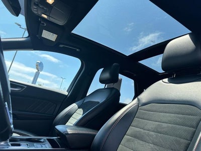 2022 Ford Edge ST Line