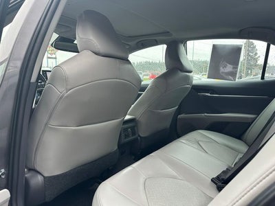 2021 Toyota Camry Hybrid XLE