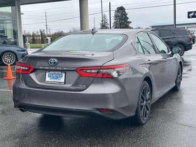 2021 Toyota Camry Hybrid XLE