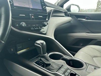 2021 Toyota Camry Hybrid XLE