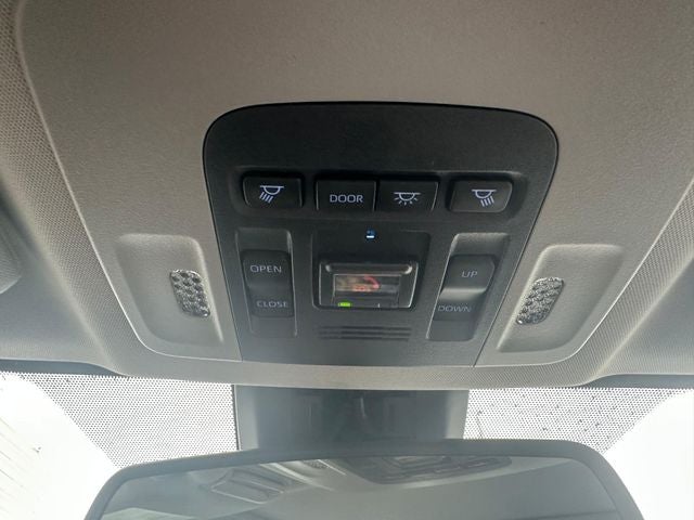 2021 Toyota Camry Hybrid XLE