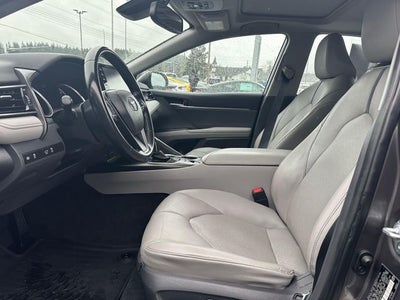 2021 Toyota Camry Hybrid XLE