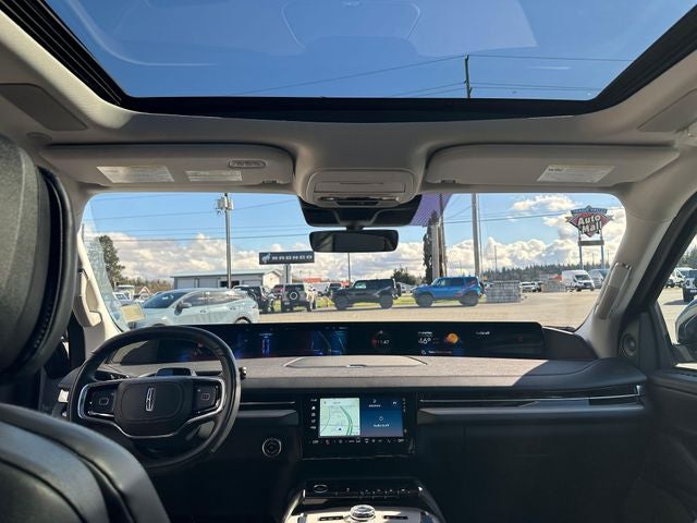 2025 Lincoln Navigator L Reserve