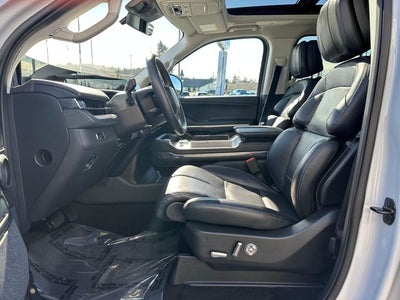 2025 Lincoln Navigator L Reserve