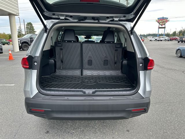 2024 Toyota Grand Highlander Base