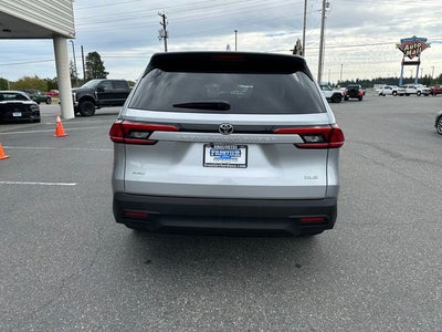 2024 Toyota Grand Highlander Base