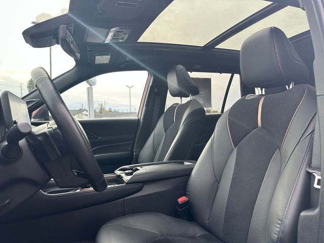 2024 Toyota Grand Highlander Hybrid MAX Platinum