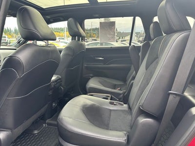 2024 Toyota Grand Highlander Hybrid MAX Platinum