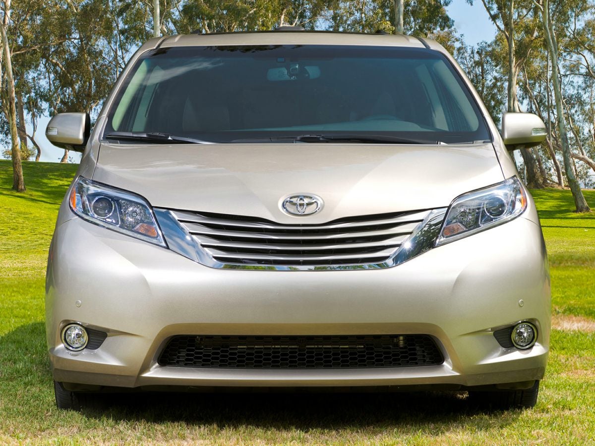 2017 Toyota Sienna XLE 7 Passenger